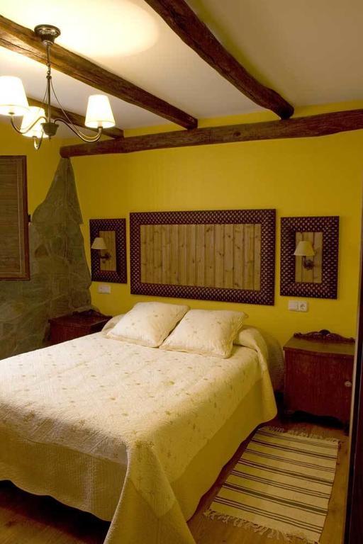 Tia Maria Bed & Breakfast Cerredo Bilik gambar